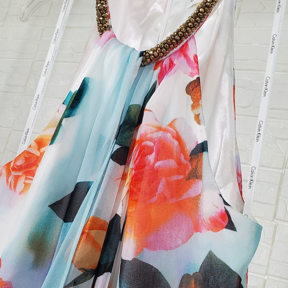 Floral maxi by Calvin Klein.